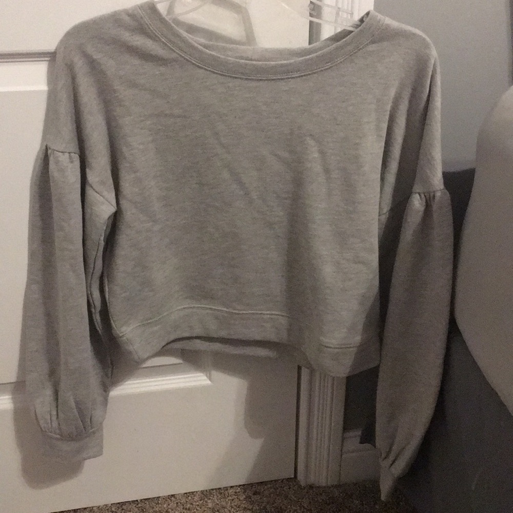 sweatshirt, cute back!